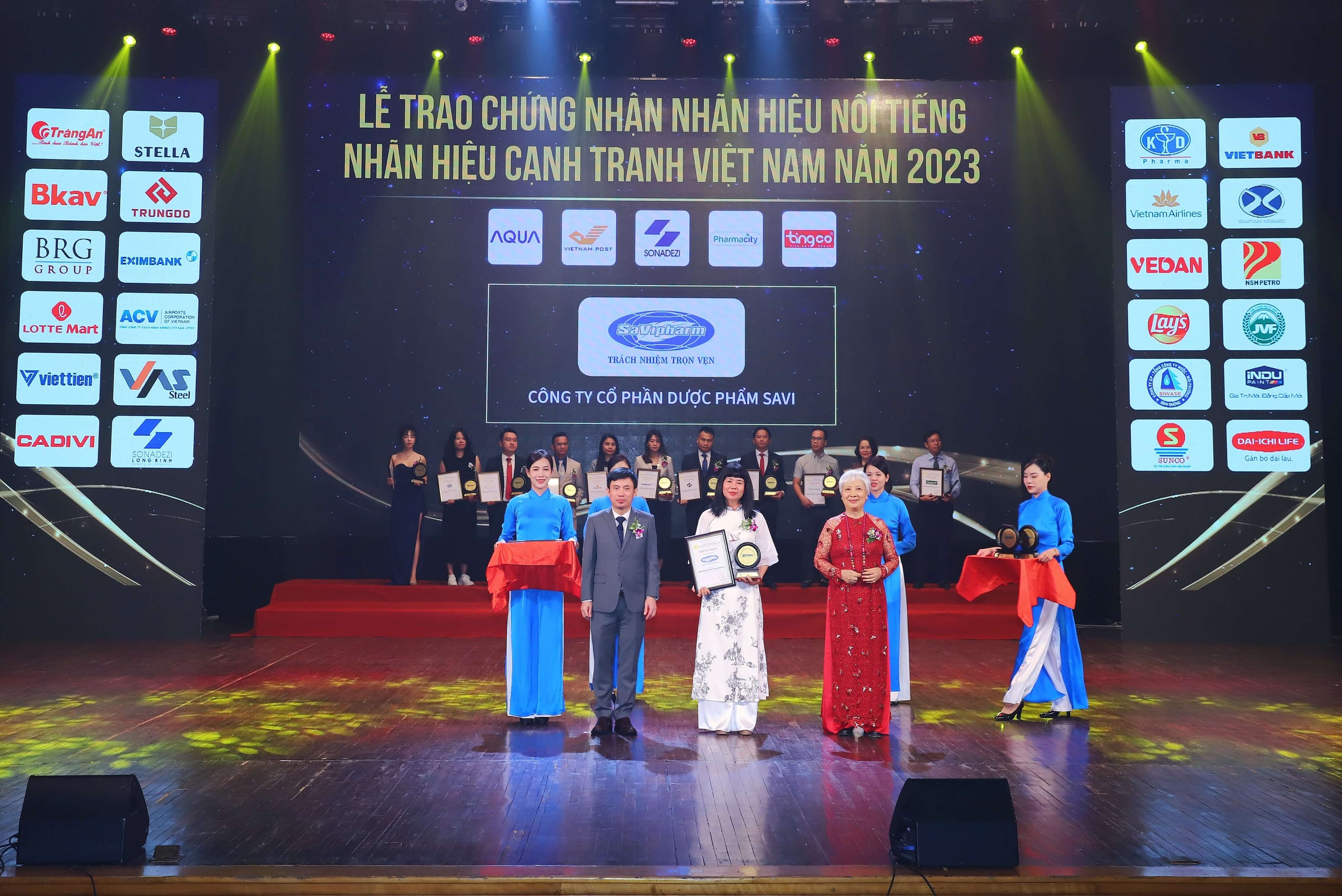 SaVipharm lọt TOP 10 Nhãn hiệu nổi tiếng Việt Nam 2023