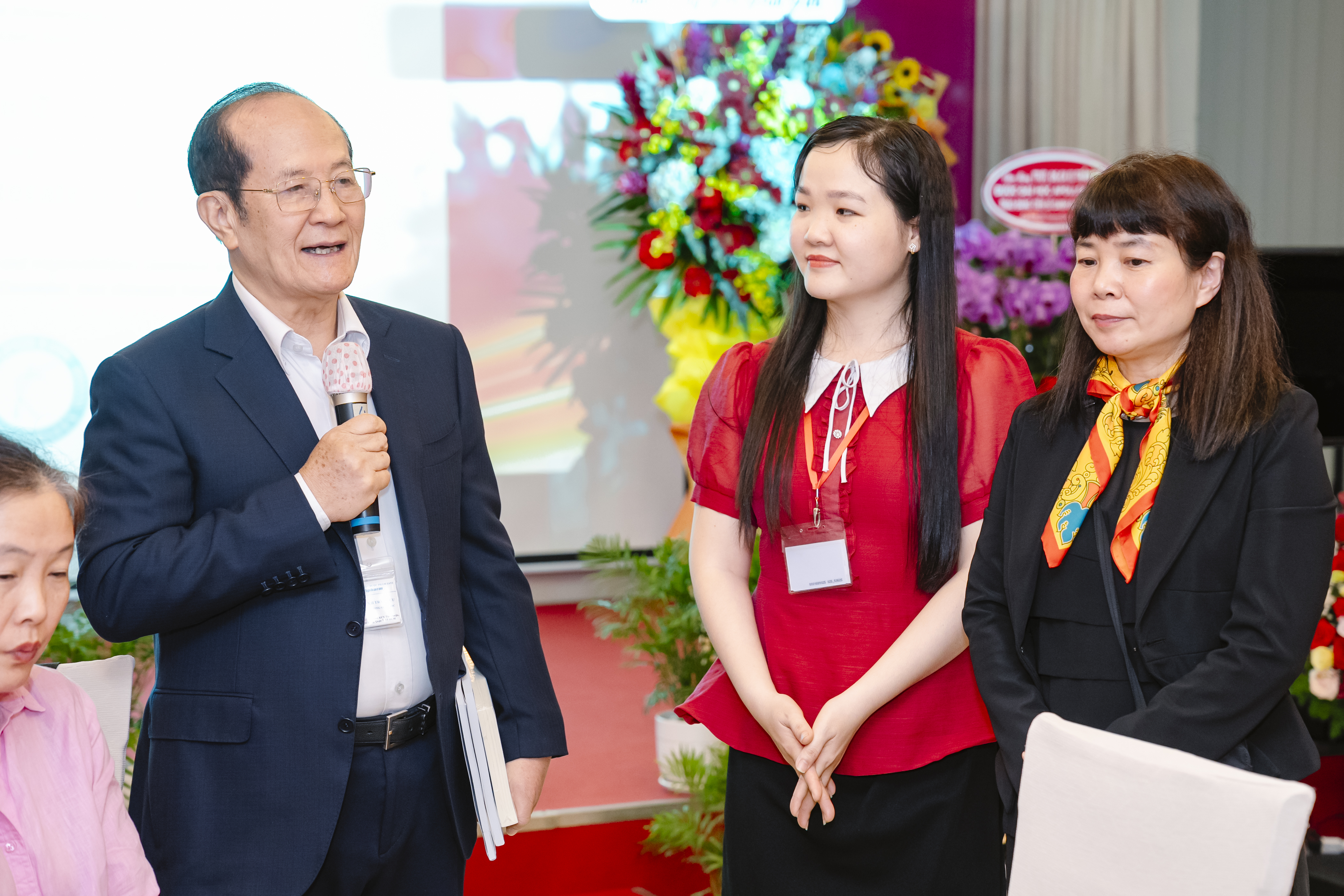 Sự kính yêu không bao giờ mua được bằng tiền!