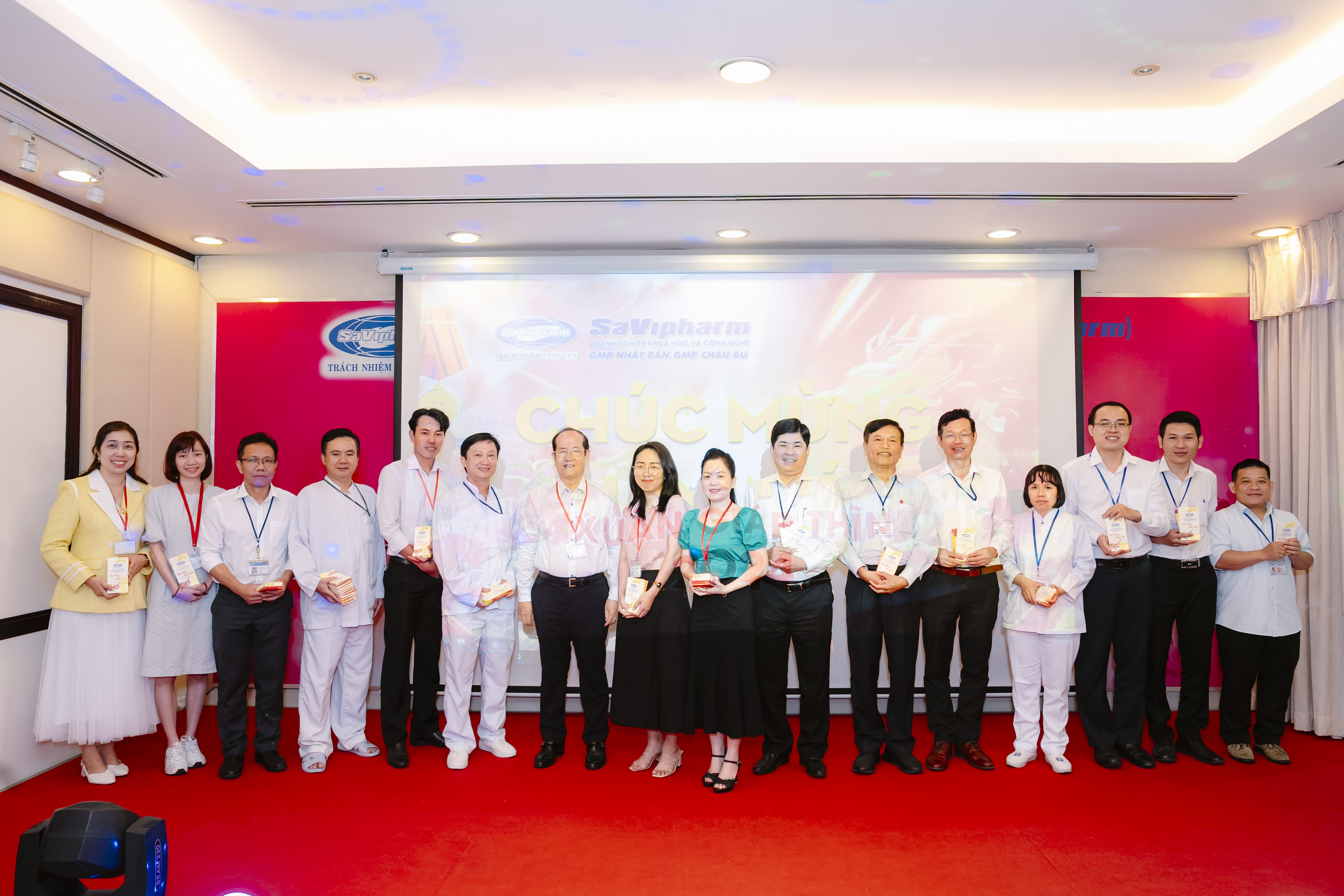 SaVipharm: Khai xuân, đón lộc đầu năm Giáp Thìn 2024