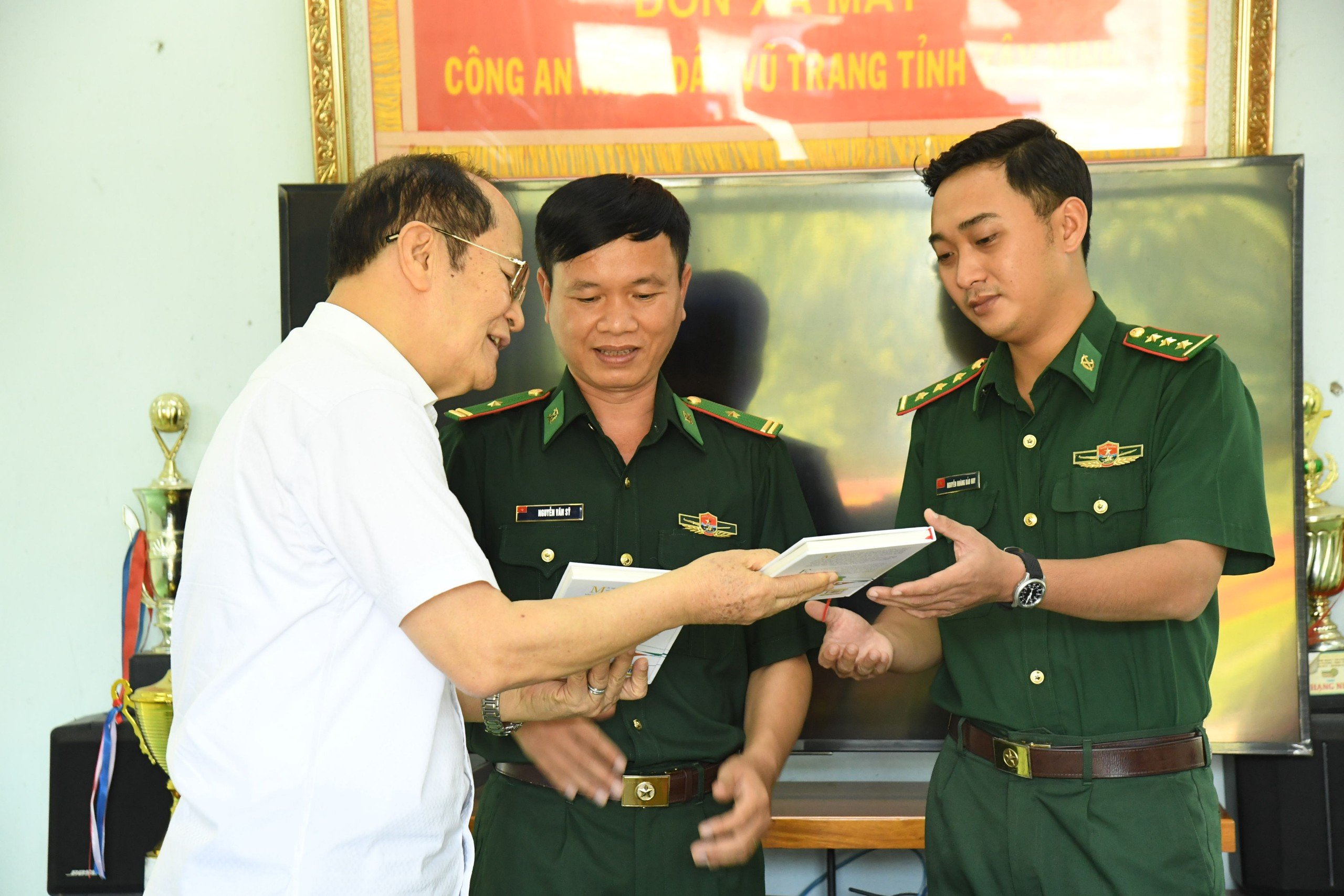 Kí ức tự hào của người dược sĩ cách mạng, - TTƯT, TS,DS.CKII Trần Tựu