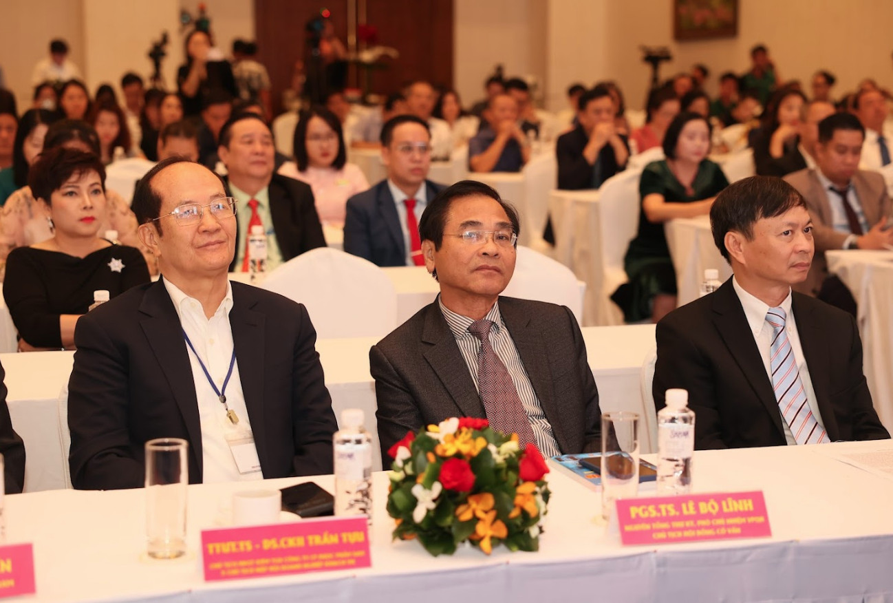 Ngôi sao thuốc Việt - SaVipharm bừng sáng với hoạt động nghiên cứu khoa học